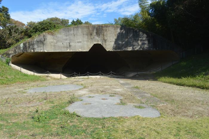 海軍築城航空基地稲童掩体